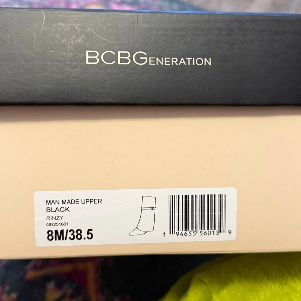 BCBG Rinzy Booties - Picture 6 of 6